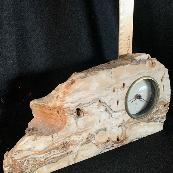 Elegant Marbled Cream Sedona Onyx Stone Slab Clock by Linda Wilkin Vintage Works - Picture 3 of 10